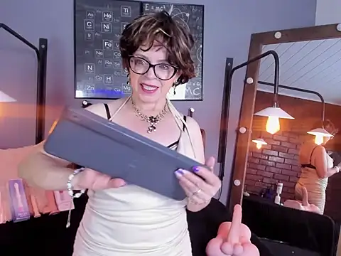 Snapshot of Samantha_mature56 chatting on 27, 9, 2025 Samantha mature56 online show from 27, 9, 2025