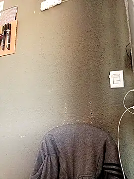 P4uzud4O online show from 25, 4, 2026