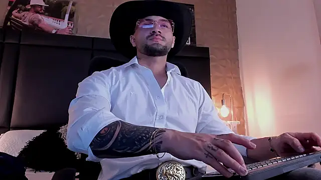 JeanColleman online show from 1, 11, 2025