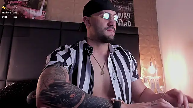 JeanColleman online show from 8, 11, 2025