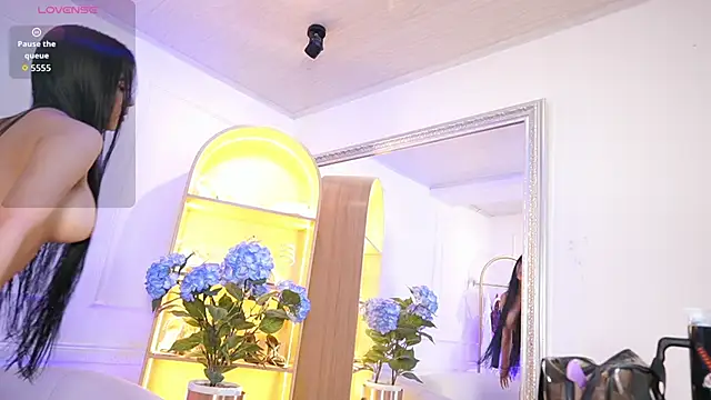 elasummer online show from 17, 12, 2025