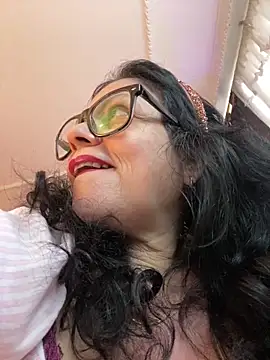 Sharongirl07 online show from 3, 3, 2025