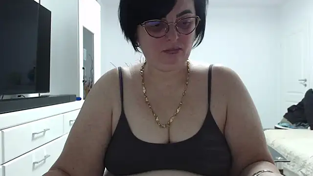 Amandamuller1982 online show from 7, 2, 2026