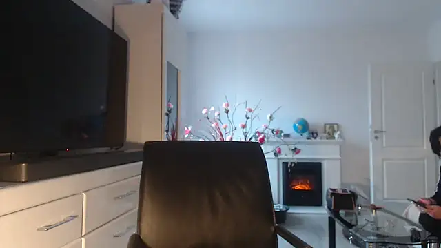 Amandamuller1982 online show from 2, 6, 2026