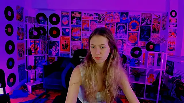 Snapshot of Sharon_Evansi chatting on 30, 12, 2024 Sharon Evansi online show from 30, 12, 2024