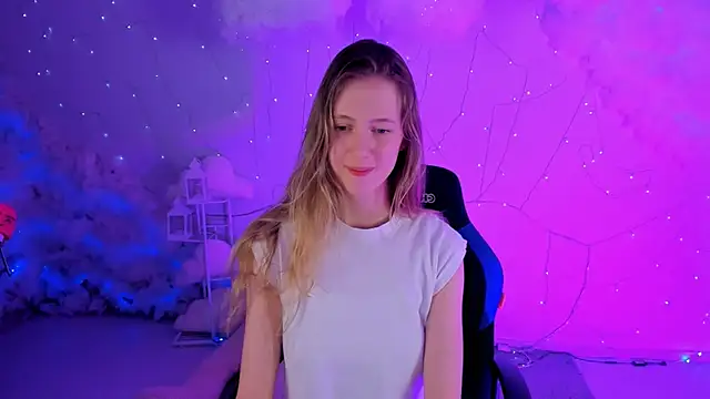 Snapshot of Sharon_Evansi chatting on 9, 1, 2025 Sharon Evansi online show from 9, 1, 2025