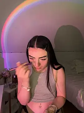 Snapshot of AdelinaAlia chatting on 13, 9, 2025 AdelinaAlia online show from 13, 9, 2025