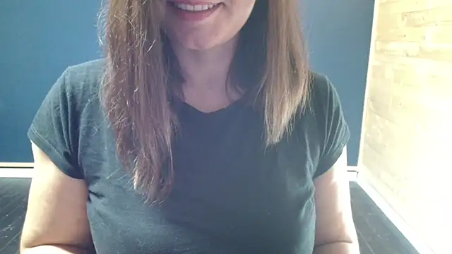 Snapshot of NovaBabe21 chatting on 25, 9, 2025 NovaBabe21 online show from 25, 9, 2025