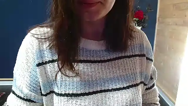 Snapshot of NovaBabe21 chatting on 28, 10, 2025 NovaBabe21 online show from 28, 10, 2025