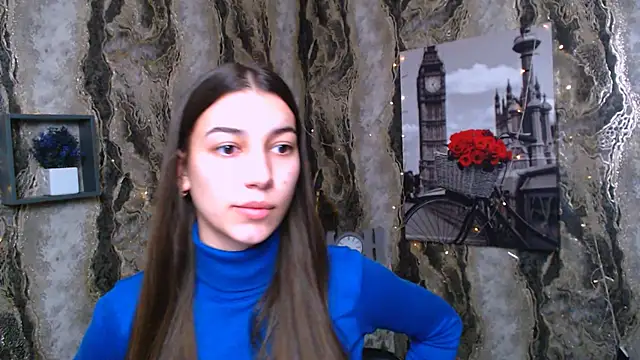 Snapshot of KarolinaRosse_ chatting on 10, 1, 2025 KarolinaRosse online show from 10, 1, 2025