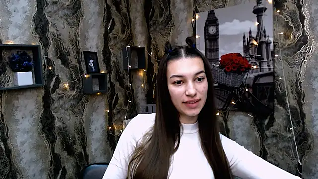 Snapshot of KarolinaRosse_ chatting on 11, 1, 2025 KarolinaRosse online show from 11, 1, 2025