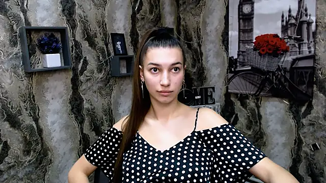 Snapshot of KarolinaRosse_ chatting on 13, 1, 2025 KarolinaRosse online show from 13, 1, 2025
