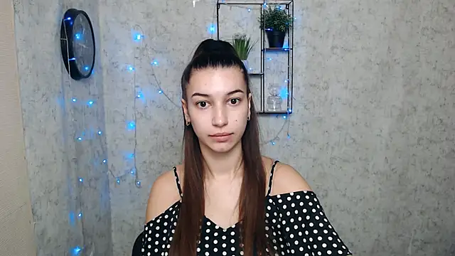 Snapshot of KarolinaRosse_ chatting on 14, 1, 2025 KarolinaRosse online show from 14, 1, 2025