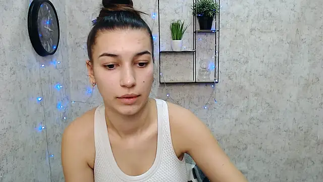 Snapshot of KarolinaRosse_ chatting on 29, 1, 2025 KarolinaRosse online show from 29, 1, 2025