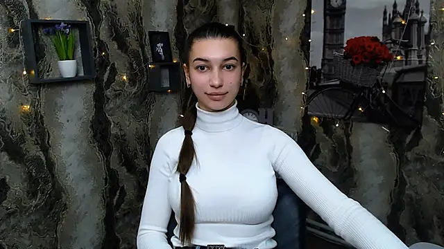 Snapshot of KarolinaRosse_ chatting on 21, 2, 2025 KarolinaRosse online show from 21, 2, 2025