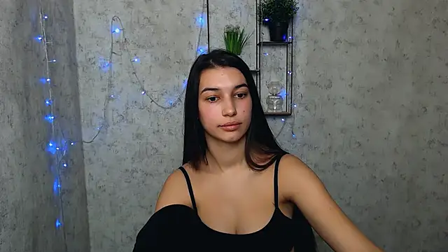 Snapshot of KarolinaRosse_ chatting on 28, 2, 2025 KarolinaRosse online show from 28, 2, 2025