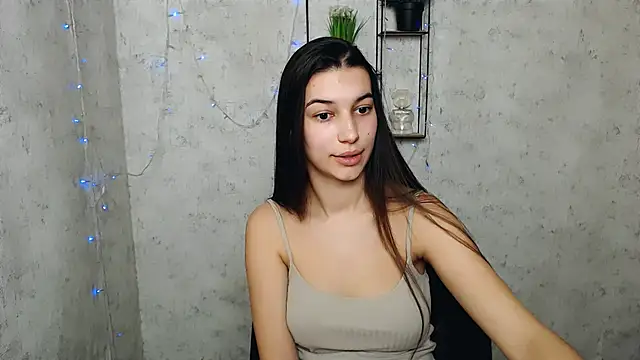 Snapshot of KarolinaRosse_ chatting on 1, 3, 2025 KarolinaRosse online show from 1, 3, 2025