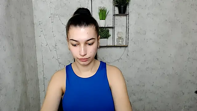 Snapshot of KarolinaRosse_ chatting on 16, 3, 2025 KarolinaRosse online show from 16, 3, 2025