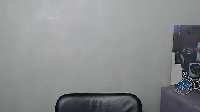 Snapshot of KarolinaRosse_ chatting on 17, 3, 2025 KarolinaRosse online show from 17, 3, 2025