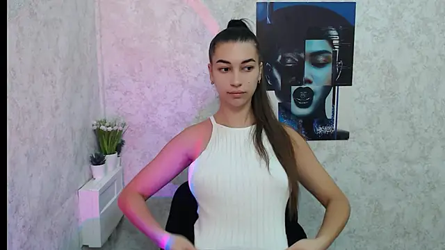 Snapshot of KarolinaRosse_ chatting on 10, 9, 2025 KarolinaRosse online show from 10, 9, 2025