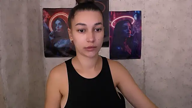 Snapshot of KarolinaRosse_ chatting on 19, 9, 2025 KarolinaRosse online show from 19, 9, 2025
