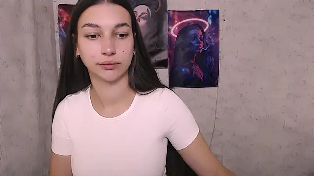 Snapshot of KarolinaRosse_ chatting on 22, 9, 2025 KarolinaRosse online show from 22, 9, 2025