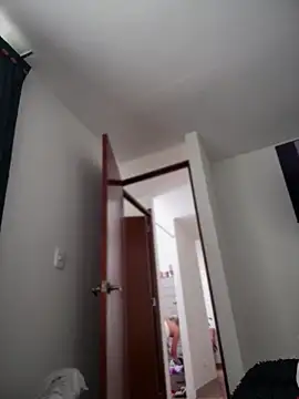 VIOLETA-25  online show from 17, 4, 2026