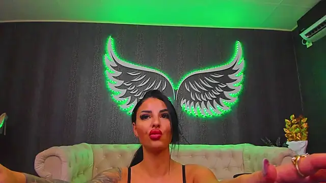 Snapshot of anemarieejolie chatting on 31, 1, 2025 anemarieejolie online show from 31, 1, 2025