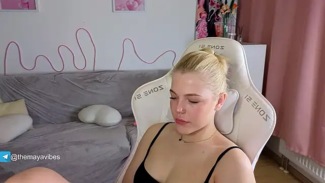 Maya Rave online show from 2, 3, 2026