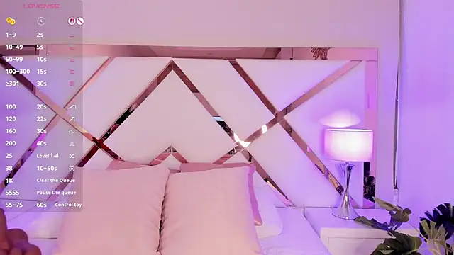 ChloeTayylor  online show from 6, 11, 2025