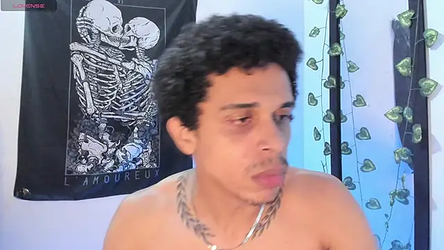 Snapshot of Aroonn_b chatting on 28, 1, 2025 Aroonn b online show from 28, 1, 2025