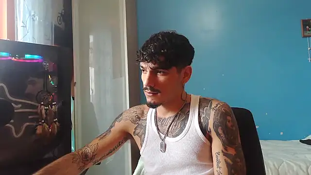 Snapshot of Badboyi1997 chatting on 1, 2, 2026 Badboyi1997 online show from 1, 2, 2026