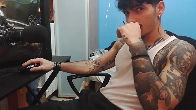 Snapshot of Badboyi1997 chatting on 9, 2, 2026 Badboyi1997 online show from 9, 2, 2026