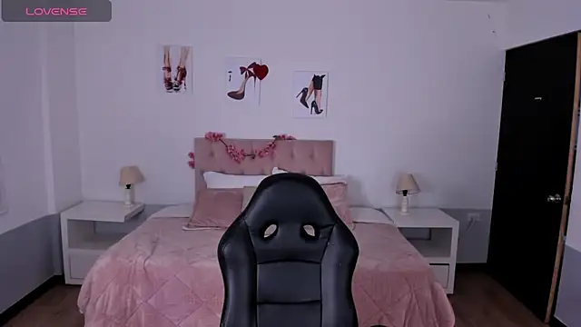 Pamela cheverry online show from 18, 3, 2025