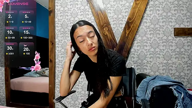 Mia scarlet69 online show from 17, 2, 2025