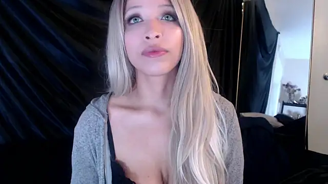 liadivina online show from 1, 2, 2025