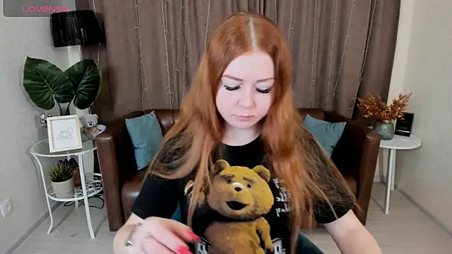 BettyBloom69 online show from 28, 1, 2025