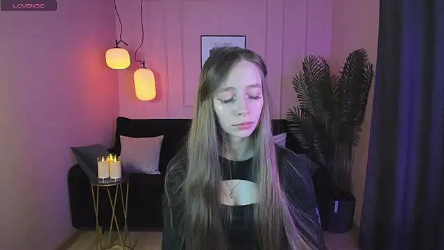 OliviaGentle online show from 2, 1, 2025