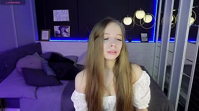 OliviaGentle online show from 5, 2, 2025