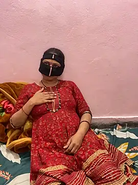 Snapshot of mickey_love chatting on 2, 3, 2025 mickey love online show from 2, 3, 2025