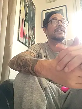 mileflav0r online show from 4, 12, 2025