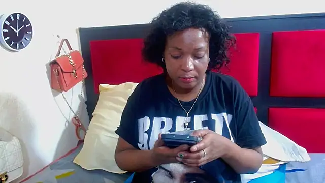 MaximTease24 online show from 14, 3, 2026