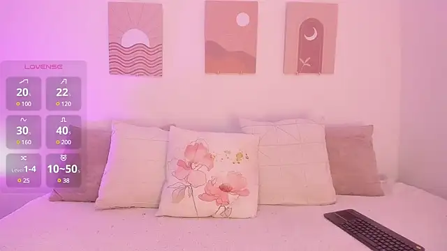 Mia Heartt online show from 7, 2, 2025