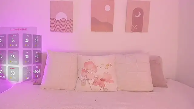 Mia Heartt online show from 8, 2, 2025