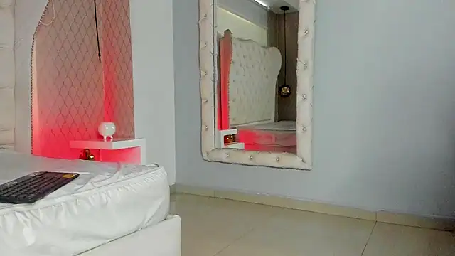 Snapshot of Lucii_fer_ chatting on 18, 2, 2026 Lucii fer online show from 18, 2, 2026