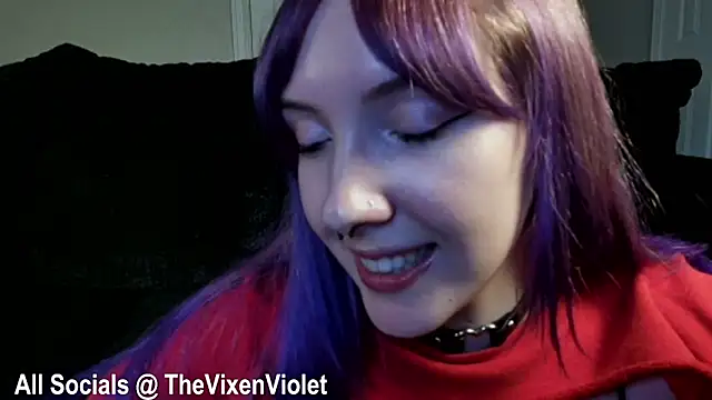 Snapshot of thevixenviolet chatting on 12, 12, 2024 thevixenviolet online show from 12, 12, 2024