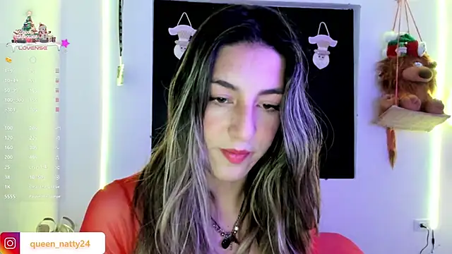 Snapshot of queen-natty chatting on 27, 12, 2024 queen-natty online show from 27, 12, 2024