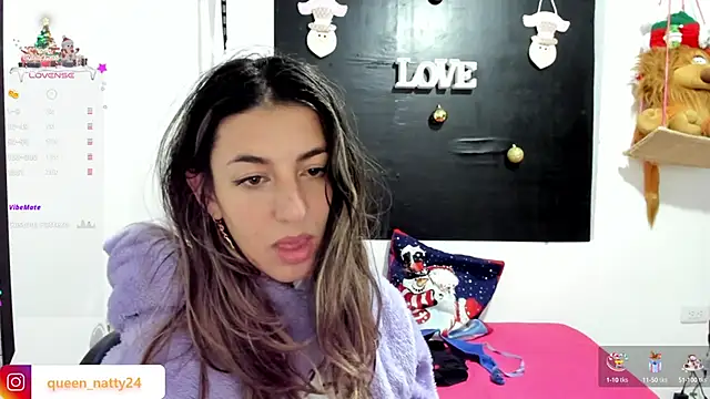 Snapshot of queen-natty chatting on 28, 12, 2024 queen-natty online show from 28, 12, 2024