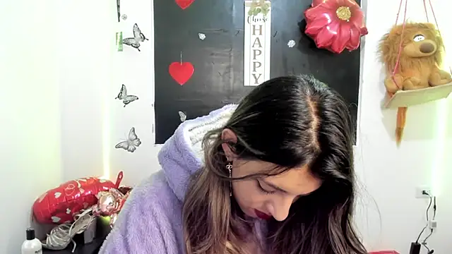 Snapshot of queen-natty chatting on 3, 3, 2025 queen-natty online show from 3, 3, 2025