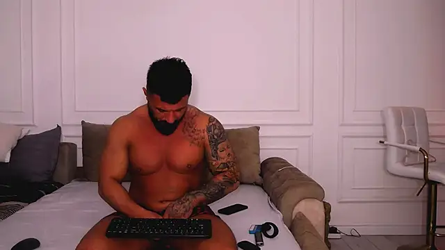 Snapshot of UrsuKing chatting on 25, 1, 2025 UrsuKing online show from 25, 1, 2025